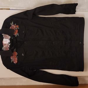 NWOT Lularoe Jaxon Black Rose Demin Jean Jacket - Large